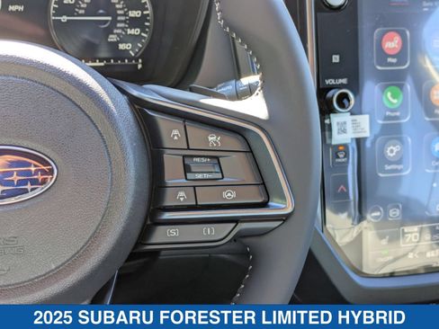 Used 2025 Subaru Forester Limited AWD/4WD image 18