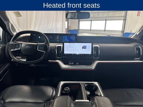 Certified 2025 Ford Expedition Platinum AWD/4WD image 14