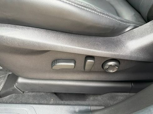 Used 2025 Subaru Ascent Limited AWD/4WD image 15