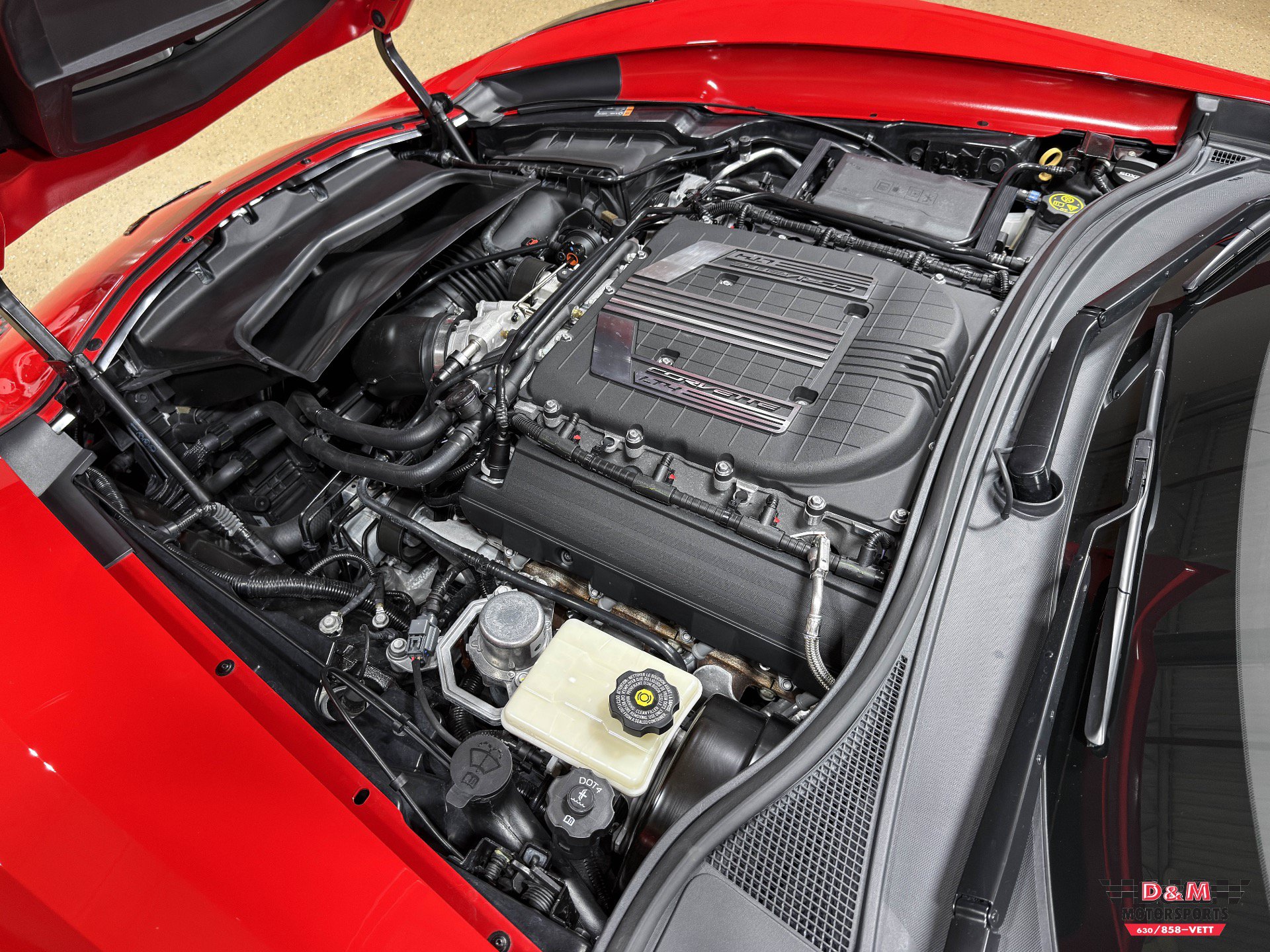 Used 2016 Chevrolet Corvette Z06 w/ 3LZ Preferred Equipment Group RWD image 9
