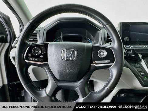 Used 2018 Honda Odyssey EX-L image 11