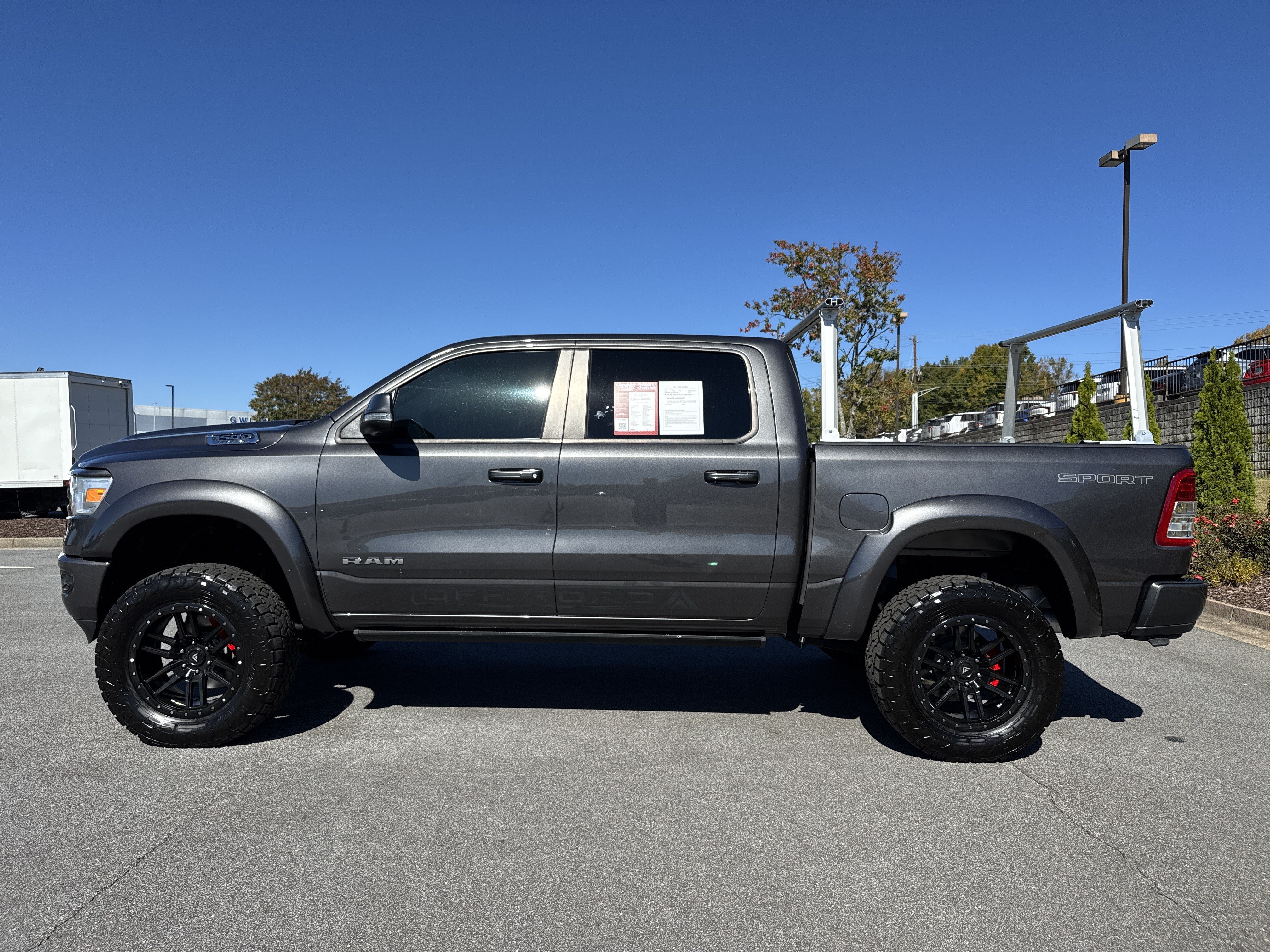 Used 2022 RAM 1500 Big Horn AWD/4WD image 7