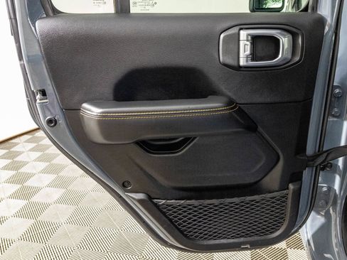 Used 2024 Jeep Wrangler Unlimited Sahara AWD/4WD image 39