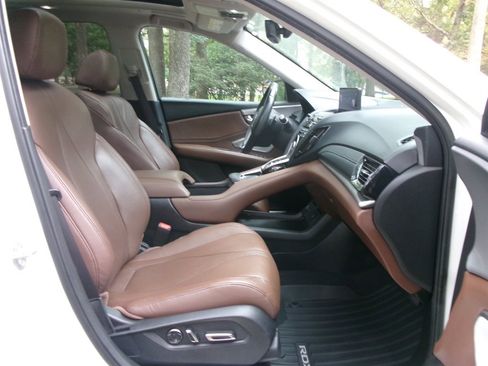 Used 2019 Acura RDX AWD w/ Technology Package image 19