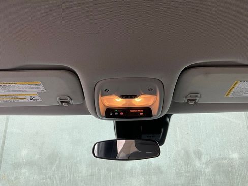 Used 2025 Chevrolet TrailBlazer LT image 17