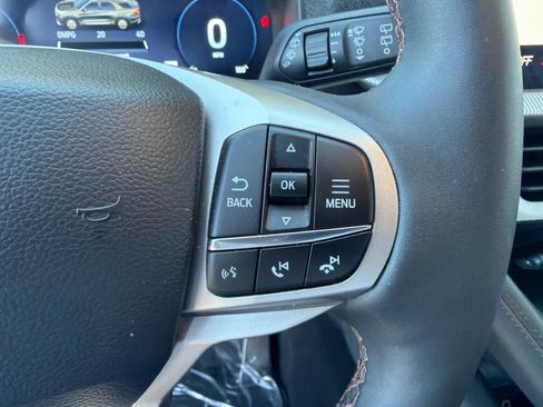 New 2026 Ford Explorer Active w/ Active Comfort Package image 12