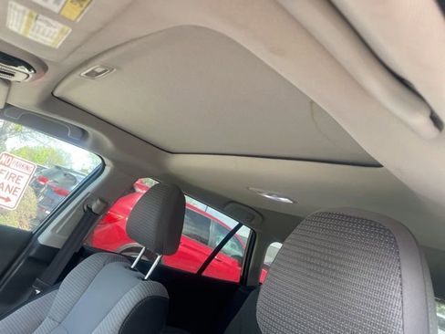 Used 2023 Subaru Outback Premium image 7