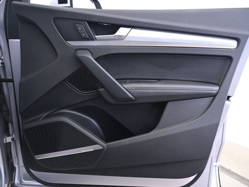 Used 2023 Audi Q5 2.0T Prestige w/ Prestige Package image 20