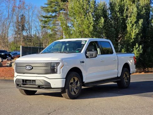 New 2025 Ford F150 Lightning Flash AWD/4WD image 5