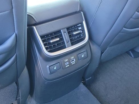 Certified 2025 Subaru Outback Limited image 16