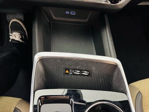 Used 2025 Chevrolet Equinox ACTIV w/ Safety and Technology Package image 20