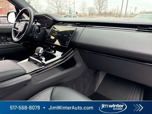 Used 2024 Land Rover Range Rover Sport Dynamic SE image 19