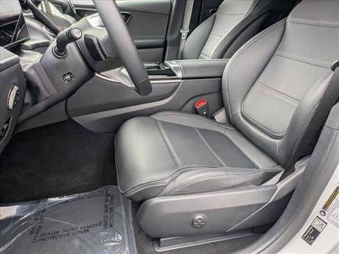 Certified 2026 Mercedes-Benz GLC 300 image 15