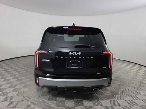 Used 2024 Kia Telluride SX w/ Towing Package image 14
