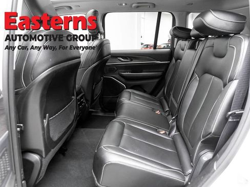 Used 2023 Jeep Grand Cherokee 4WD 4xe image 23