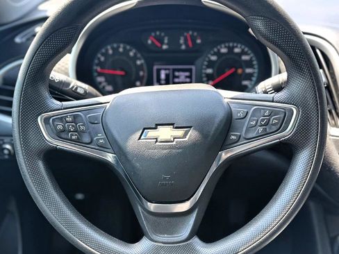 Used 2024 Chevrolet Malibu LT FWD image 13