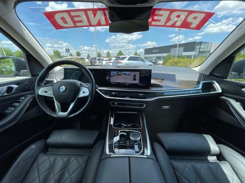 Used 2024 BMW X7 xDrive40i AWD/4WD image 30