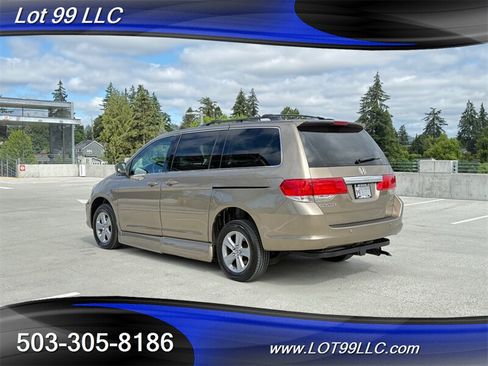 Used 2010 Honda Odyssey Touring image 14