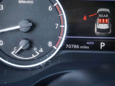 Used 2023 Nissan Rogue S image 21