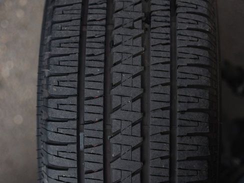 Used 2022 Jeep Wrangler Unlimited Sahara w/ Cold Weather Group image 5