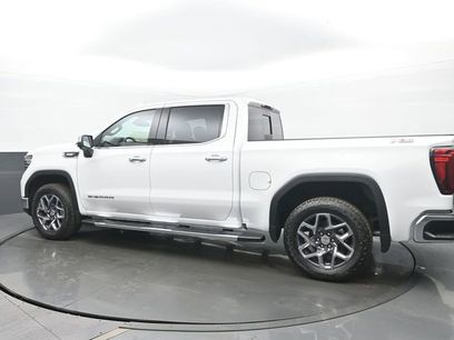 New 2026 GMC Sierra 1500 SLT w/ SLT Premium Plus Package