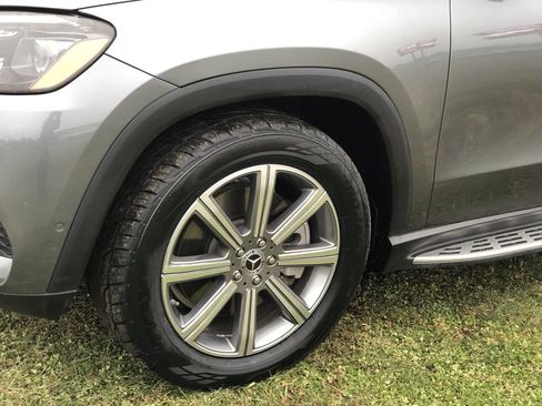 Used 2021 Mercedes-Benz GLS 450 4MATIC image 2