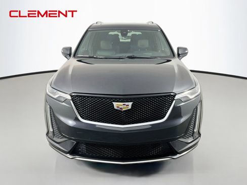 Used 2020 Cadillac XT6 Sport AWD/4WD image 3