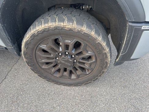 Used 2024 GMC Sierra 2500 AT4 w/ AT4 Premium Plus Package image 17