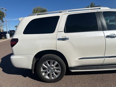 Used 2018 Toyota Sequoia Platinum image 4