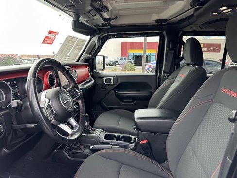 Used 2019 Jeep Wrangler Unlimited Rubicon image 16