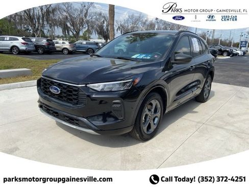 Certified 2023 Ford Escape ST-Line w/ Tech Pack #1 image 8