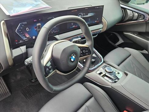 Used 2025 BMW X3 xDrive30i w/ Premium Package AWD/4WD image 10