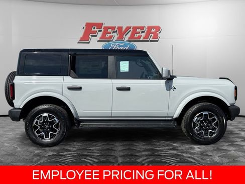 New 2026 Ford Bronco Outer Banks AWD/4WD image 8
