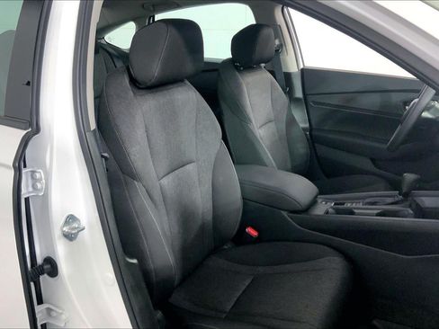 Used 2025 Honda Accord SE image 7