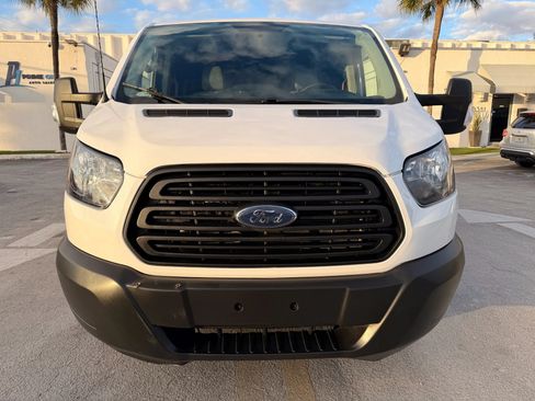 Used 2019 Ford Transit 250 130 Low Roof RWD image 2
