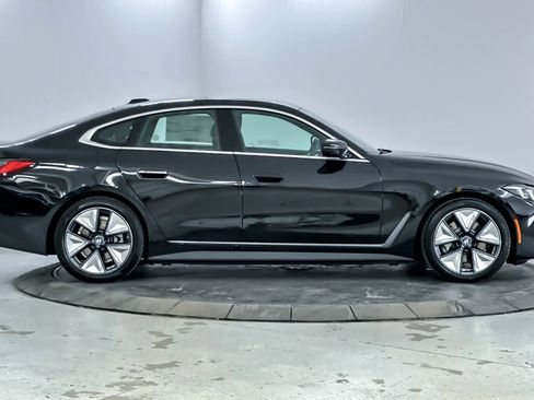 Used 2025 BMW i4 xDrive40i w/ Premium Package image 8