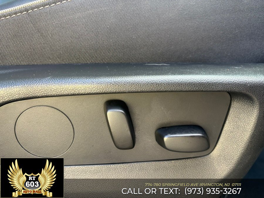 Used 2023 Buick Envision Essence FWD image 16