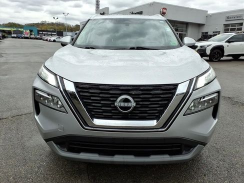Used 2023 Nissan Rogue SV w/ SV Premium Package image 9