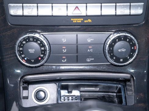 Certified 2015 Mercedes-Benz SLK 250 image 16
