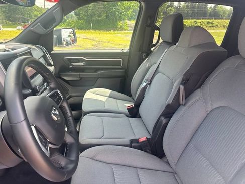 Used 2023 RAM 1500 Big Horn AWD/4WD image 36
