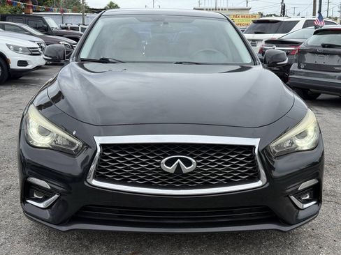 Used 2018 INFINITI Q50 Luxe w/ Essential Package (3.0T Luxe) RWD image 9
