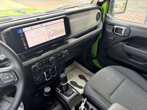 New 2025 Jeep Wrangler Sport S image 15