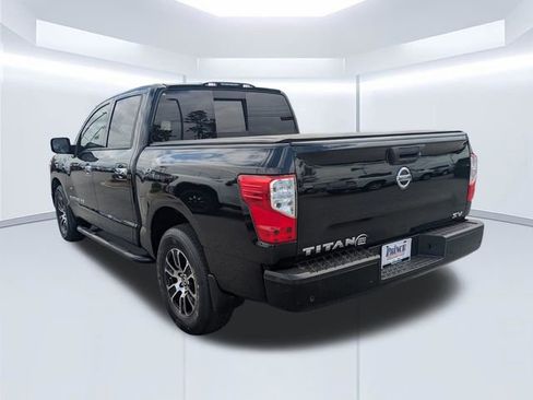 Used 2020 Nissan Titan SV RWD image 7