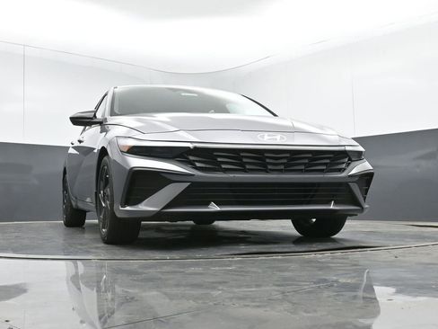 New 2026 Hyundai Elantra Sport image 16