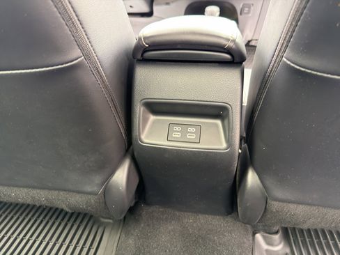Used 2024 Toyota Corolla XLE FWD image 14