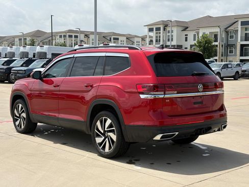 Used 2024 Volkswagen Atlas SE FWD image 5
