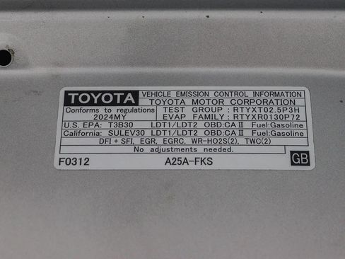 Certified 2024 Toyota RAV4 XLE FWD image 29