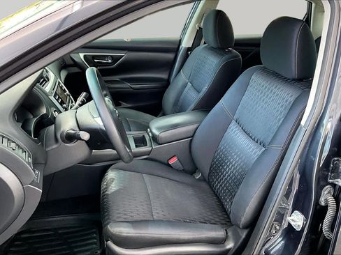 Used 2018 Nissan Altima 2.5 S w/ S Convenience Package FWD image 8