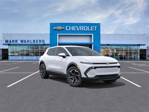 New 2026 Chevrolet Equinox EV LT image 1