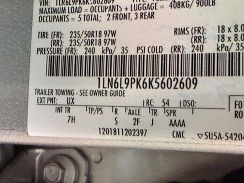 Used 2019 Lincoln Continental Premiere image 54